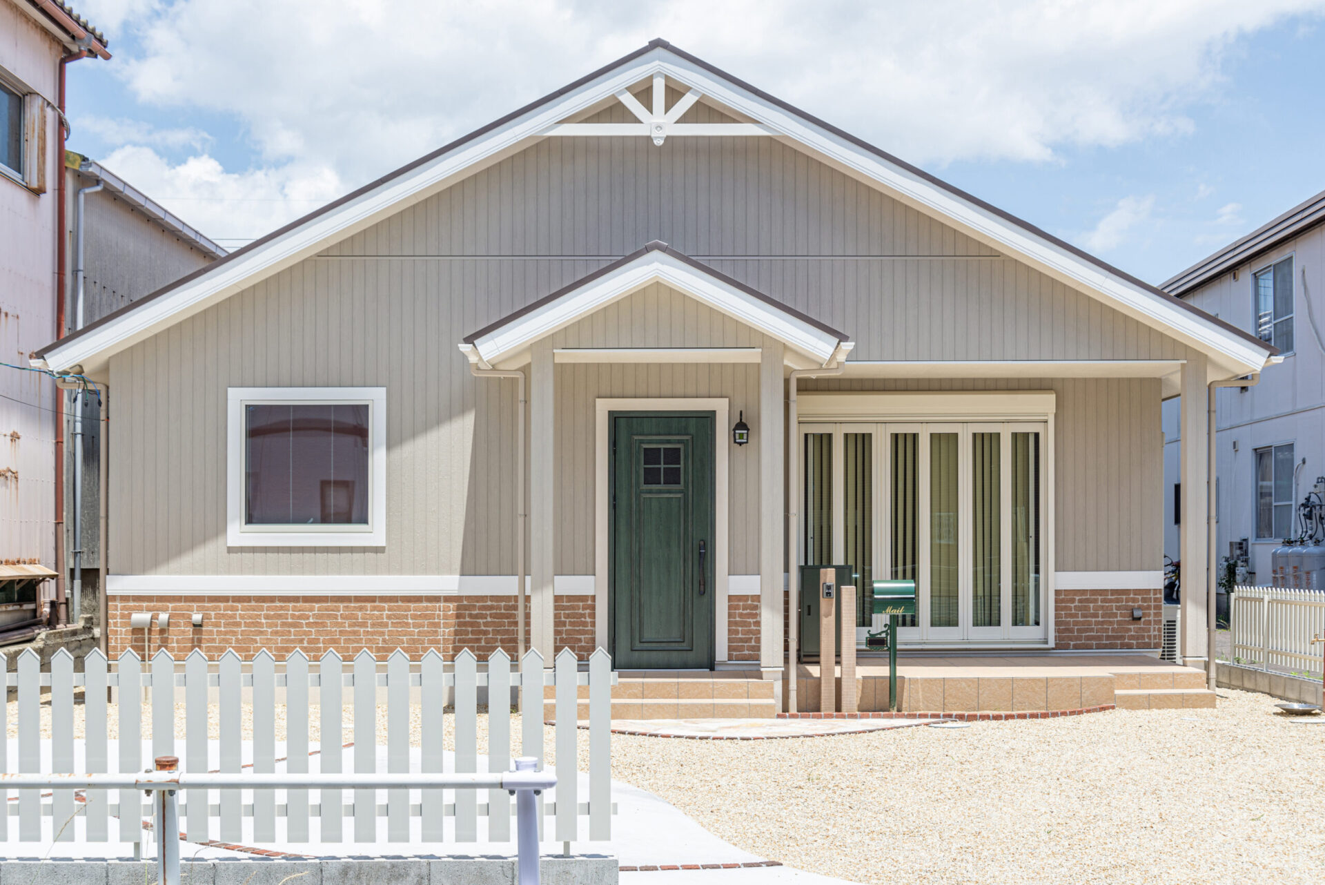 北欧好き夫婦と愛猫が暮らす三角屋根の平屋＜四日市市＞ - 三重・愛知